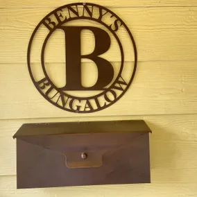 Benny’s Bungalow retreat in charming fishing town - Image 5