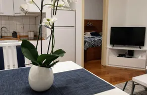 Ink Apartment - Image 3