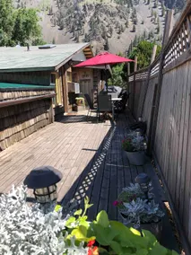 2 Bdrm Suite near River - Image 2