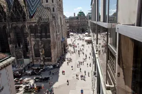 One-bedroom apartments overlooking the cathedral - Image 5