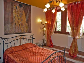 Stylish Villa (6 or 8 bedrooms) with Private Pool, 40 minutes from Florence - Image 5