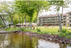 lakefront,2 bedrooms-6pers, ski, spa, pool, sauna… - Image 2