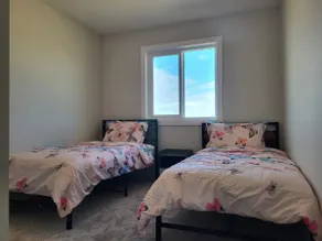 New 3 bedrooms 2.5 bath duplex - Image 4
