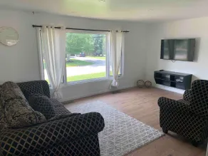 Modern Bright Home w/3bed 2bath - Image 3