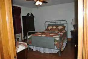 Rhonda's Retreat - Image 2