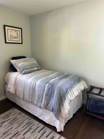 Separate apt, 1 mile from downtown, 1 guest only - Image 2