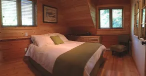 Our Cabin in the Trees - Image 4