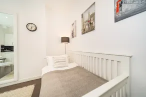 Central London Apartment - Great Location - Image 4
