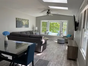 Hart Lake Cottage - Image 4