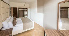 Luxurious apartment. Netflix TV - Image 3