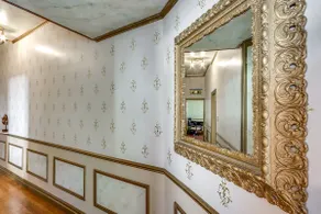 VICTORIAN PARADISE WITH INTELLIBED BED IN DOWNTOWN CAMPBELL - Image 5