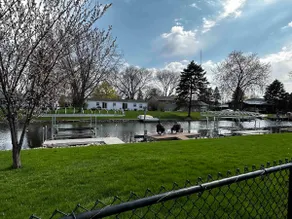 Lake house on Winnebago! - Image 3