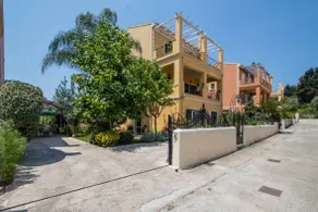 SOPHIE'S GARDEN APARTMENT - Image 2