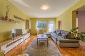Apartments Villa Odesa with shared pool - Image 4