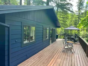 Gorgeous riverfront retreat One Hour from Portland - Image 3