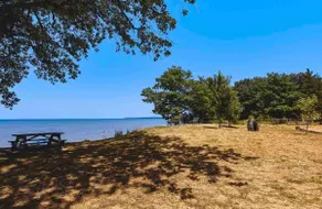 Lake Valley Cottage~Private Beach Access I Hot Tub - Image 3