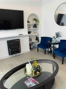 Modern 3 bedrooms house near ExCel/O2/airport - Image 2