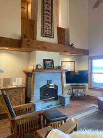 Brickyard Lakeside Retreat - Image 4