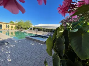 Pool House on the Ranch - Image 5