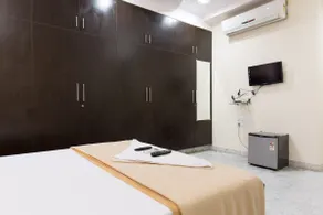 3BHK Apartment In Banjara Hills - Image 3