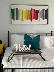 New Decor! Cozy Modern Renovated Private Suite! - Image 3
