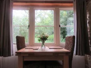 Cotswold cottage, short walk to Tetbury (parking) - Image 4