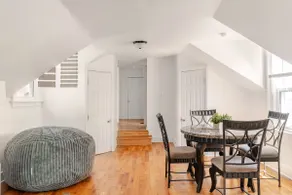 Cozy Apartment in Ypsi, 10 minutes from Ann Arbor! - Image 2
