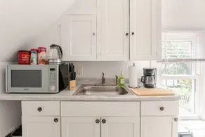 Cozy Apartment in Ypsi, 10 minutes from Ann Arbor! - Image 5