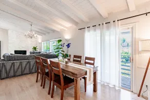 Hillside Hideaway - Woodland Hills Canyon Suite - Image 2