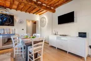 Spacious cottage near Florence, Lucca and Pisa - Image 3