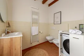 Casa Enzo - Old Town & Station - AC, Free Parking - Family & Business - Image 5