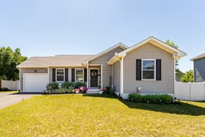 New Home • 8 Miles to LBI .BBQ. Family friendly. - Image 2