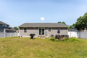 New Home • 8 Miles to LBI .BBQ. Family friendly. - Image 3