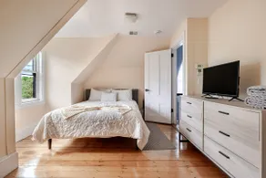 3BR/ 2 BATHS JPWalk to T / off st parking - Image 3