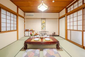 ⑤ Kanazawa Hachiryu Sennichi, near Nishichaya Street and Katamachi. Modern private house. - Image 2