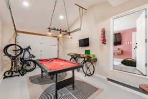 3 Bed/2 bath Sauna Hot Tub Cold plunge Game Room - Image 3