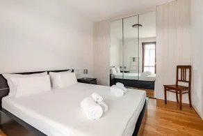 [Smart Living Residence*] Balcony + Private Parking - Image 4