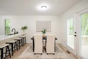 Charming Retreat in Raleigh, 2BR/2BA - Image 4