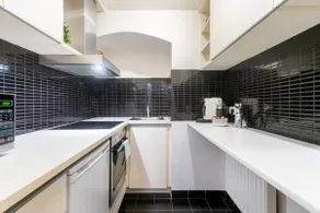 Glamorous Apt near Prague Castle & Metro - Image 3