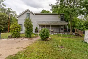Little Cottage in the Woods near the Twin Cities - Image 2