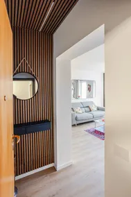 Modern & Cozy 2-Bedroom Flat in Sesto Calende - Image 2