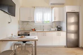 Two little olives Studio apartment - Image 3