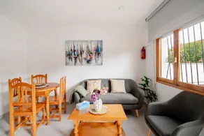 Modern Sunny House with Private Terrace Near Sea - Image 4