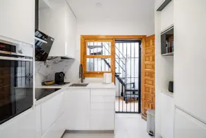 Modern Sunny House with Private Terrace Near Sea - Image 5