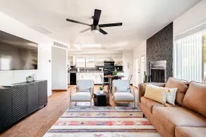 Charming SW 3-bed in Central location near UofA - Image 3