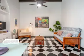 Spacious & Comfy Luxury Condo - Image 2