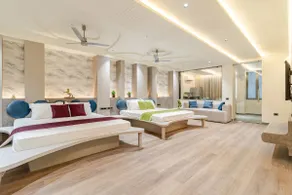 Bardias home: Quad room with 2 Double beds - Image 2