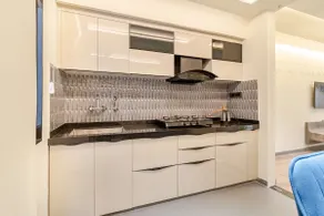 Bardias home: Quad room with 2 Double beds - Image 5