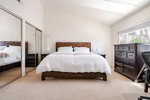 Spacious & Relaxing Single Story 4-Bedroom Retreat - Image 4