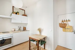 Elegant. Central location. Near Vieux Port - Image 3